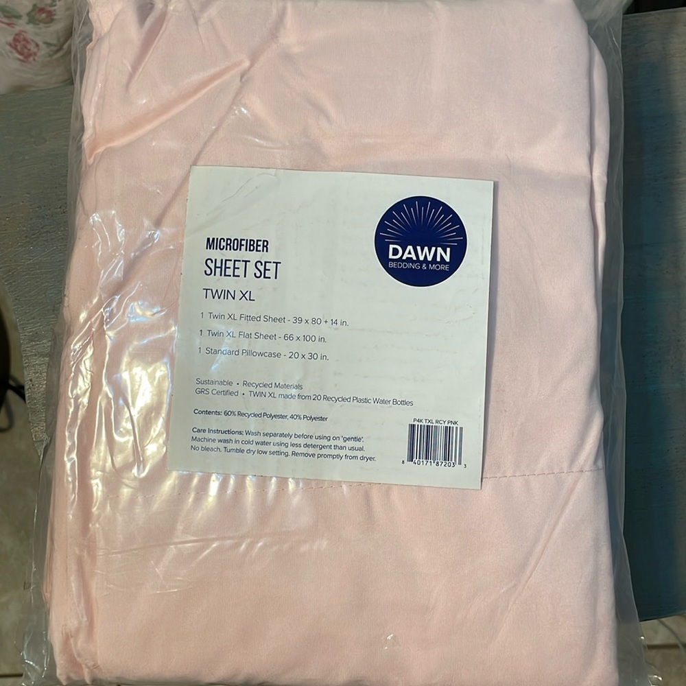 NWT Dawn microfiber twin sheet set new in package